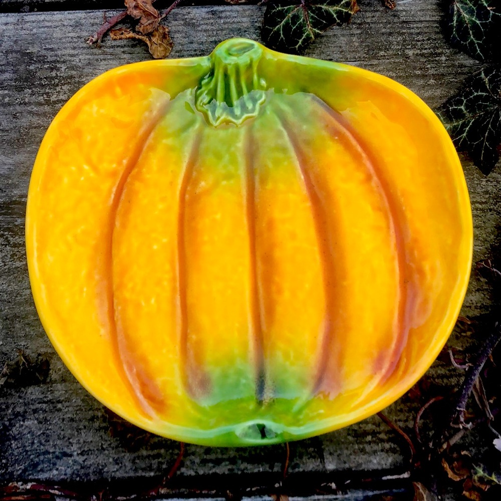 PUMPKIN DISH!  Olfaire.  Made in Portugal!